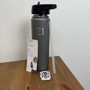 NEW - IRON °FLASK 22oz Camping &‎ Hiking Hydration Flask Stainless Steel Gray